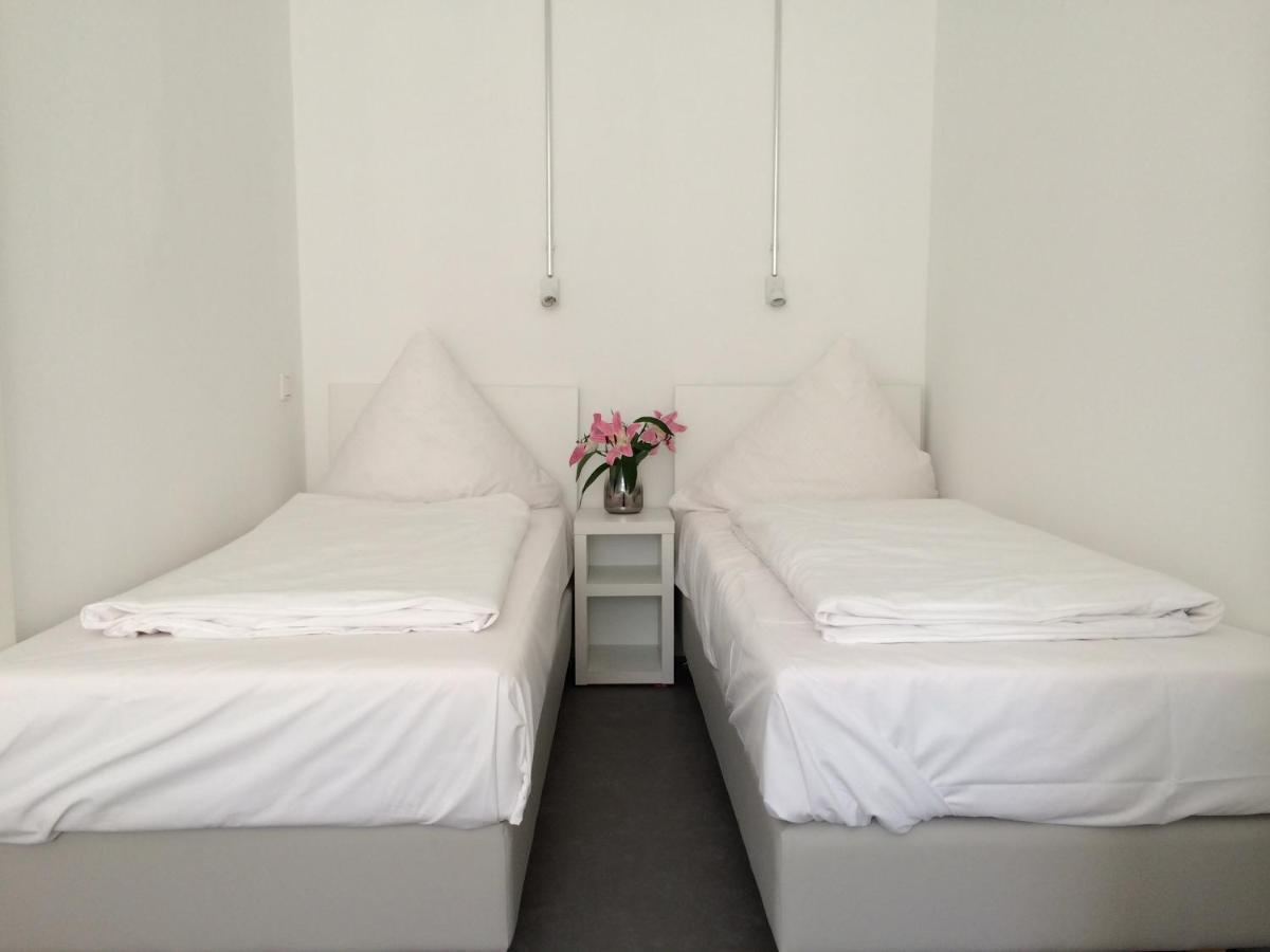ברלין Apartment&Rooms Near Brandenburg Gate מראה חיצוני תמונה